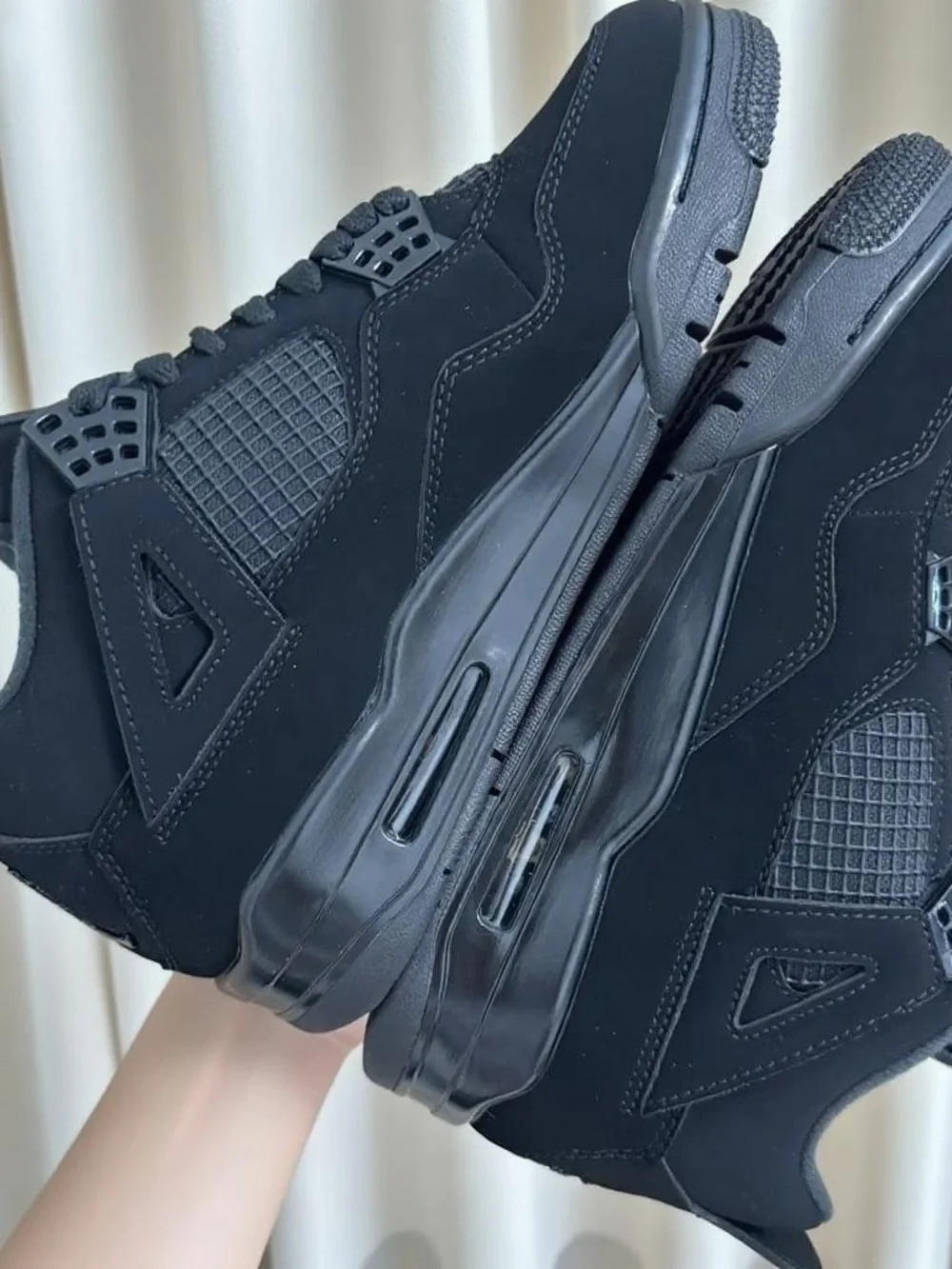 Jordan 4 Retro Black Cat (2020 Version) -Men’s Athletic Shoes -Classic Kicks - Picture 3 of 5